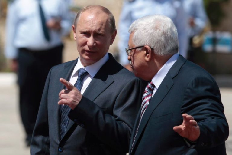 Vladimir Putin s-a întâlnit cu Mahmoud Abbas