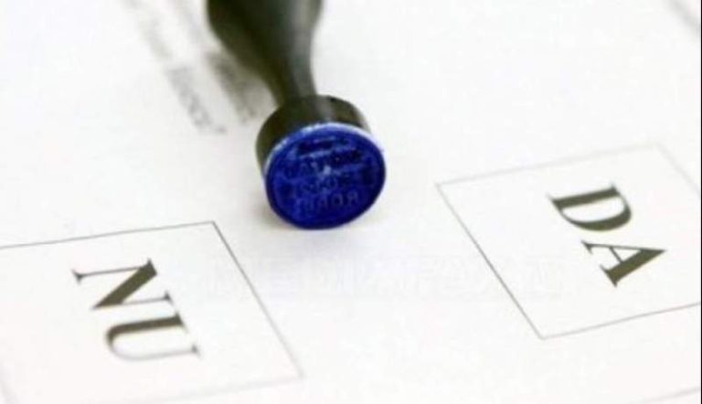 Mai mult de jumătate dintre cetățeni ar vota la referendum pentru aderarea Moldovei la Uniunea Europeană (sondaj)