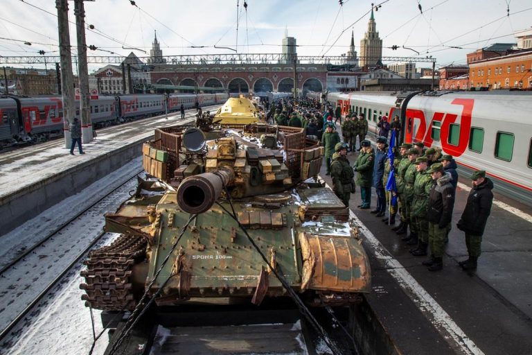 Paradă cu trofee de război din Siria în sudul Rusiei
