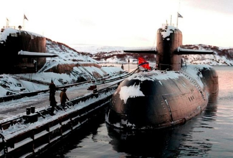 Kremlin: Accidentul de pe submarinul rusesc rămâne secret de stat