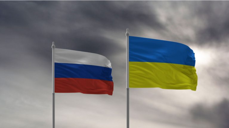 Steagurile Rusiei și Ucrainei au fost interzise la Berlin la locurile de comemorare a celui de-al Doilea Război Mondial