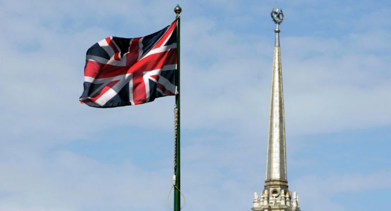 Regatul Unit îl expulzează pe ataşatul militar al ambasadei Rusiei
