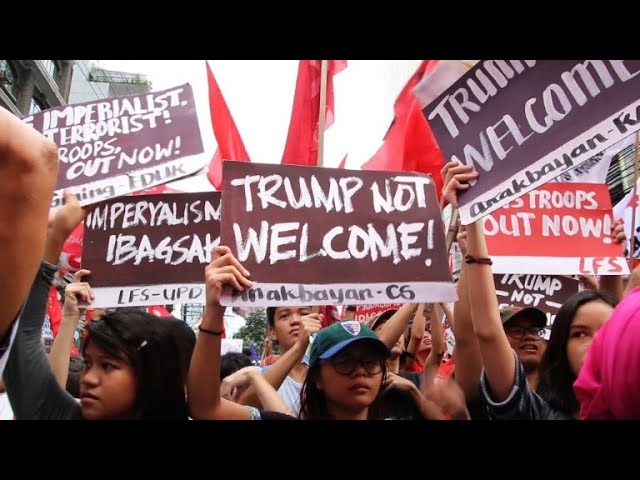 A început summitul ASEAN, marcat de proteste la Manila