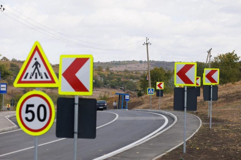 Infrastructura rutieră și punctele de frontieră vor fi modernizate în cadrul proiectului „Conectivitate rurală în Moldova”