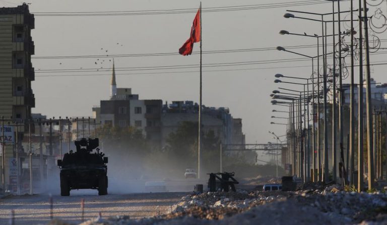 Germania şi Rusia avertizează Turcia cu privire la utilizarea excesivă a forţei în ofensiva contra forţelor kurde din Siria şi Irak