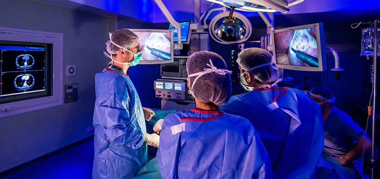 Veste bună pentru pacienții din țara noastră. Intervenție chirurgicală efectuată în premieră  în R. Moldova