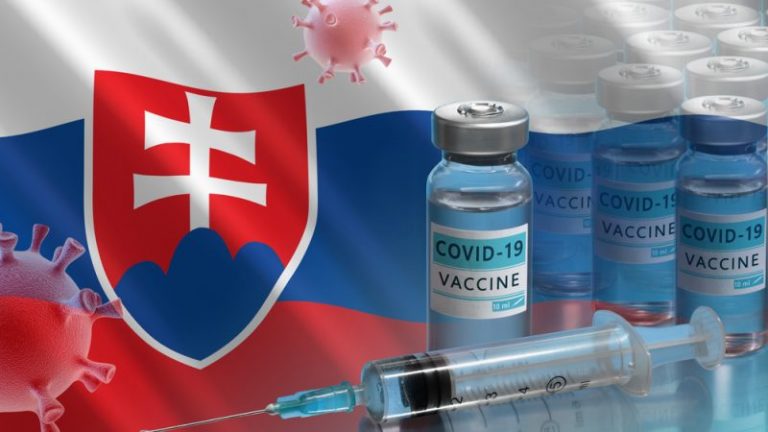 Guvernul slovac recunoaşte: Vaccinarea OBLIGATORIE nu mai are niciun sens acum!