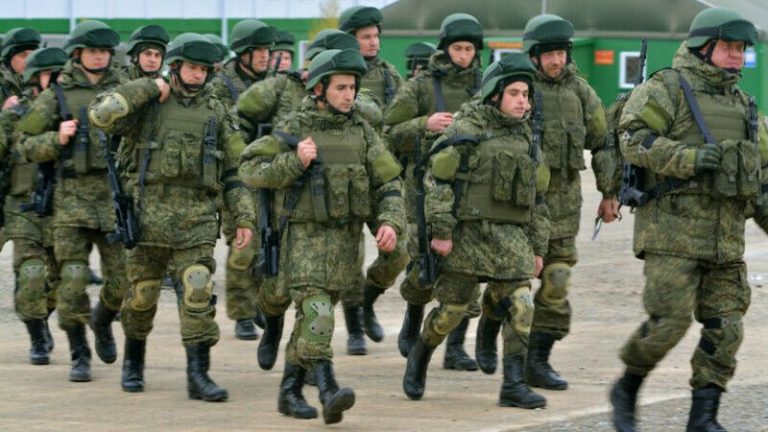 Putin recrutează 1.000 de noi soldaţi pe zi