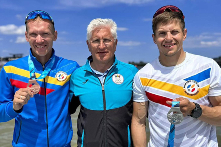 Doi sportivi moldoveni au urcat pe podium la Cupa Mondială