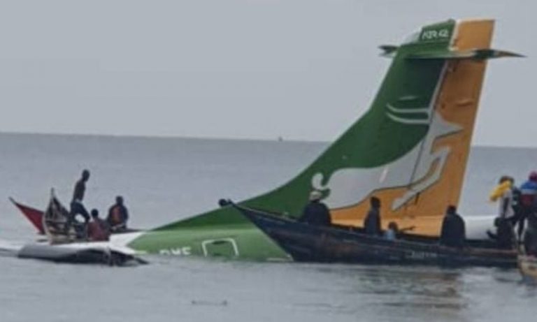 Un avion s-a prăbușit în Lacul Victoria din Tanzania