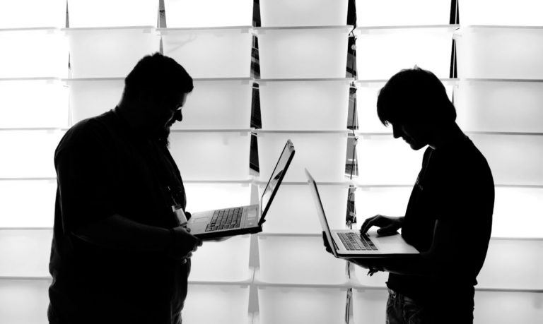 Doi hackeri indonezieni, arestați pentru deturnarea unui program american de asistenţă pentru şomaj