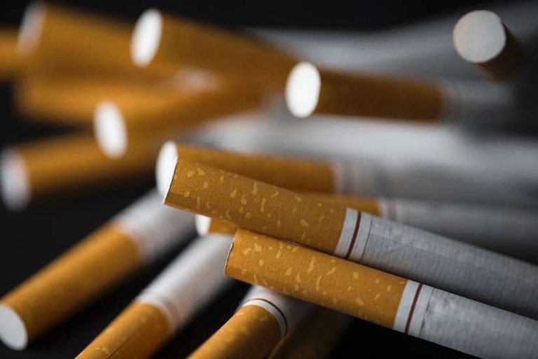 Ultima fabrică de ţigări din Franţa încearcă să supravieţuiască