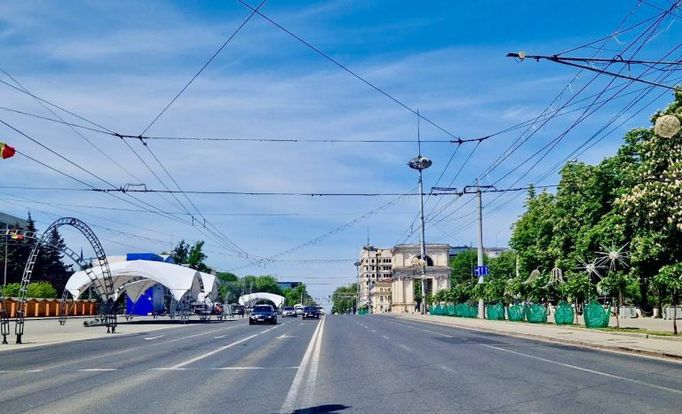Transportul public din Chișinău va circula astăzi conform orarelor zilei de duminică