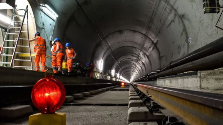 VIDEO –  Construcția care va schimba istoria Europei: un tunel uriaș, care va ajunge pe un alt continent