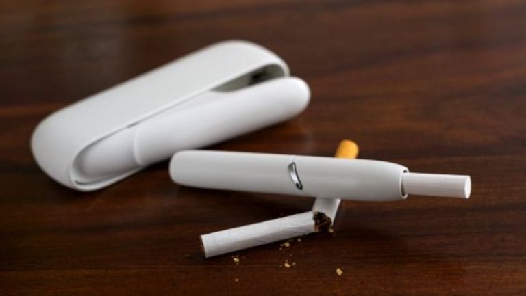 Veste proastă! Utilizarea produselor de tutun încălzit și a țigărilor electronice este în creștere în rândul tinerilor