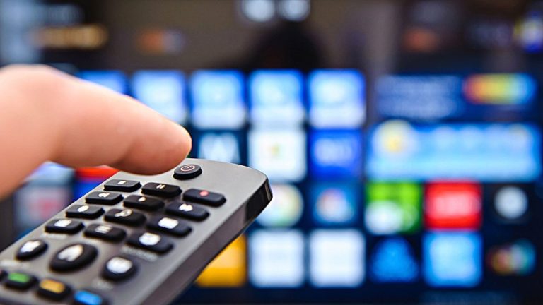 Curg amenzile la Consiliul Audiovizualului: Trei furnizori de servicii TV și unul de radio, sancționați