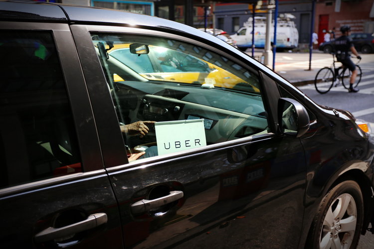 Uber a acceptat să plătească 178 de milioane de dolari șoferilor de taxi din Australia