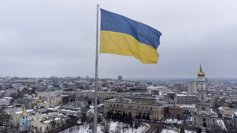 Economia Ucrainei scade cu 15 la sută în primele trei luni ale acestui an