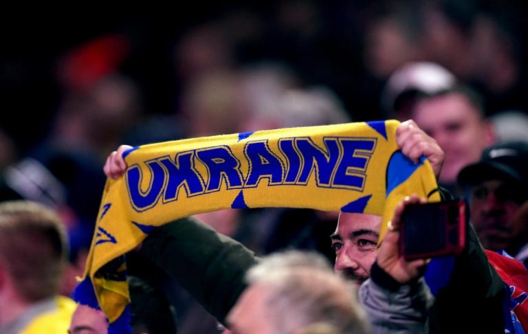 Soldații ucraineni au o singură dorință: ‘Mergeți la Cupa Mondială’, spune Stepanenko