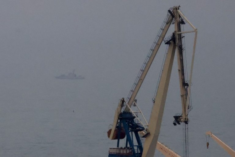 Ucraina închide OFICIAL porturile capturate de forţele ruse
