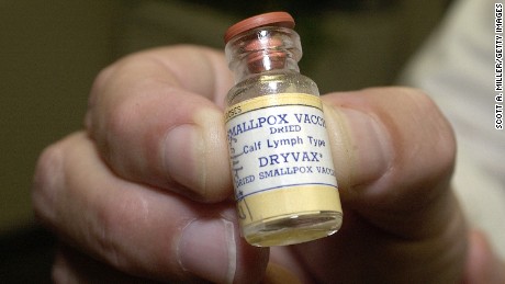 Explozie produsă într-un laborator ce conţine virusul variolei; Rusia neagă existenţa unui risc de contaminare