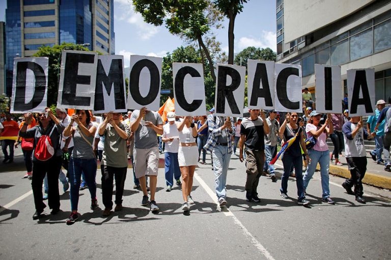 Manifestaţie în statul venezuelean Barinas, după anularea alegerilor