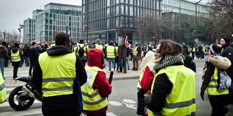 Manifestaţia “vestelor galbene” împotriva austerităţii la Londra