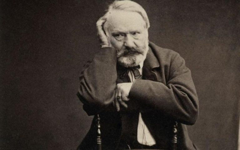 Victor Hugo, unul dintre starurile anului 2018, după o adaptare a romanului “Les Miserables”