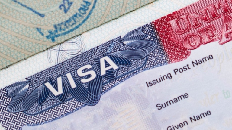 SUA restricţionează vizele pentru patru ţări care nu-şi primesc înapoi cetăţenii expulzaţi de SUA