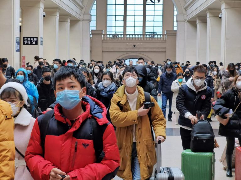 Franța vrea să își evacueze cetățenii din orașul chinez Wuhan