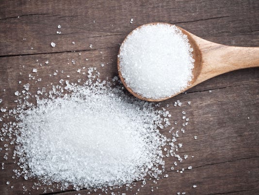 Izolată la domiciliu, lumea consumă mai puţin zahăr