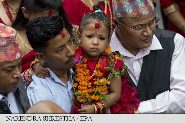 O fetiță de trei ani a fost desemnată noua `zeiță vie` din Nepal
